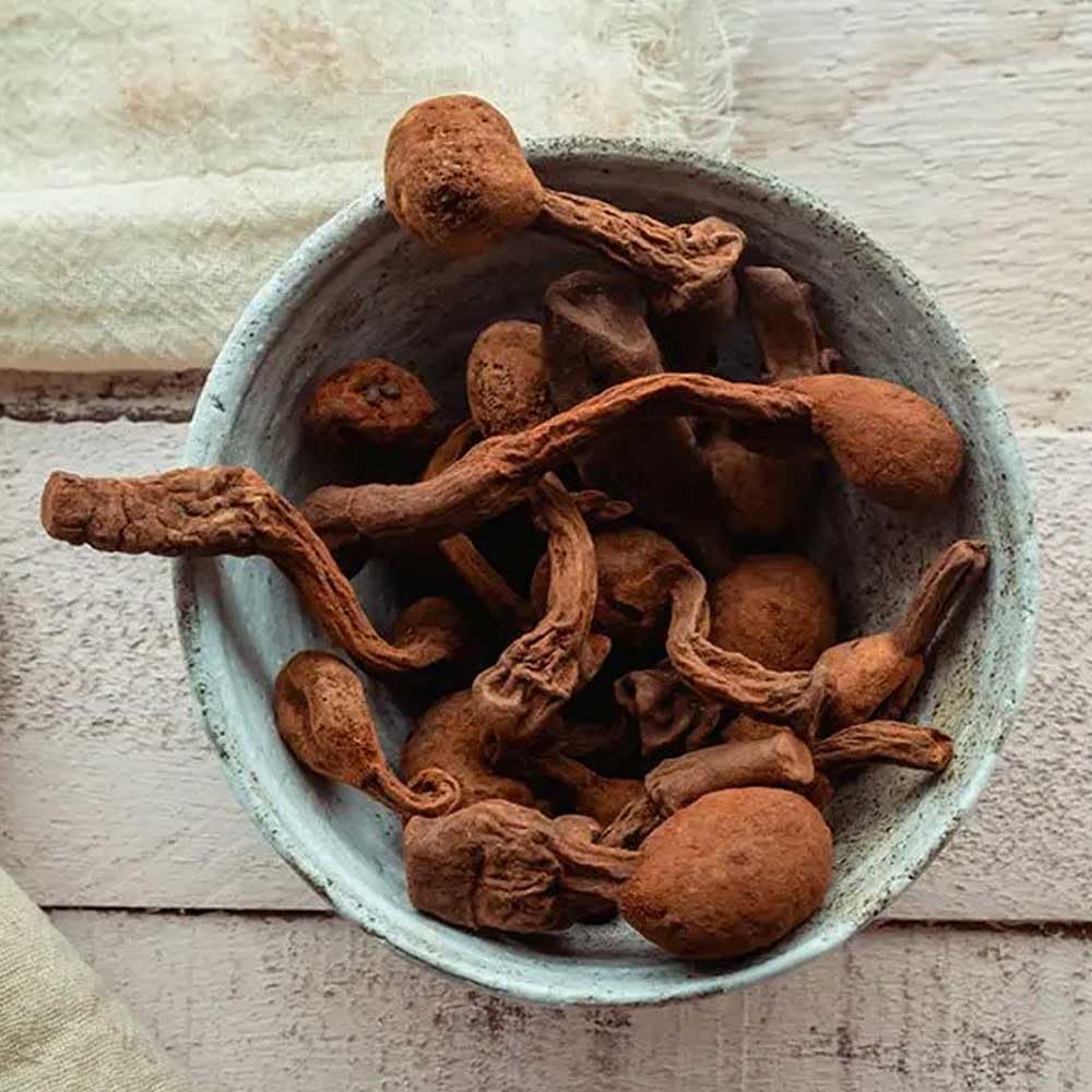 black-maca-root-and-huanarpo-macho-capsu-5.jpg