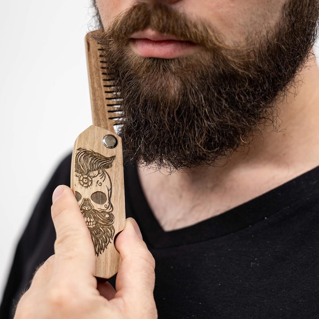 enjoy-the-wood-beard-comb-for-men-foldin-4.jpg