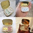 amyzone-metal-pill-organizer-travel-frie-3.jpg