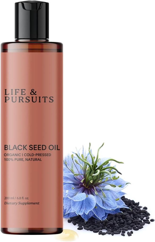 Life & Pursuits Organic Black Seed Oil (Kalonji) - 100% Puro, Natural, Frío Presionado Silencio Fuente natural de Thymoquinone &amp; Omega 3 6 9 Silencio Antioxidante para soporte inmuno, Piel &amp; Piel (6.8 Fl Oz)